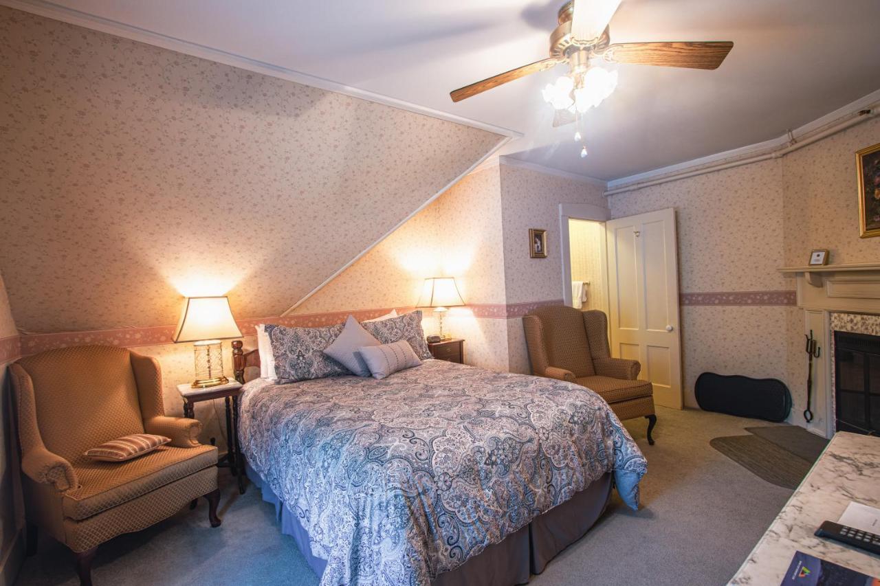 Deerfield Valley Inn - Mt Snow Dover ภายนอก รูปภาพ